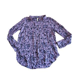 Anthropologie pilcro womens Sz M Romy purple floral button down top